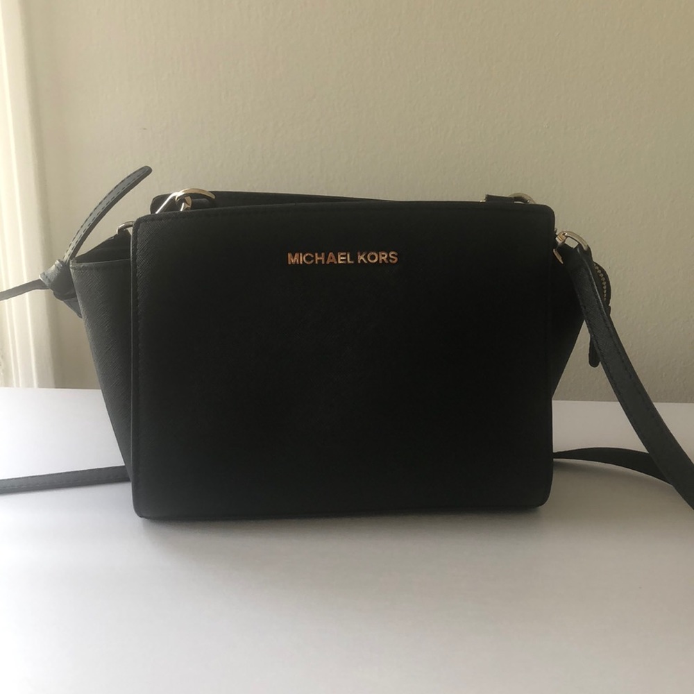 Michael Kors Selma Crossbody